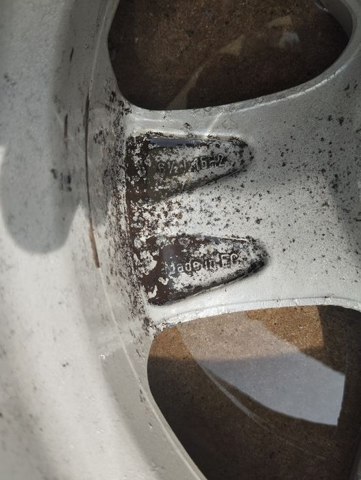 Продам комплект дисків OPEL R15.