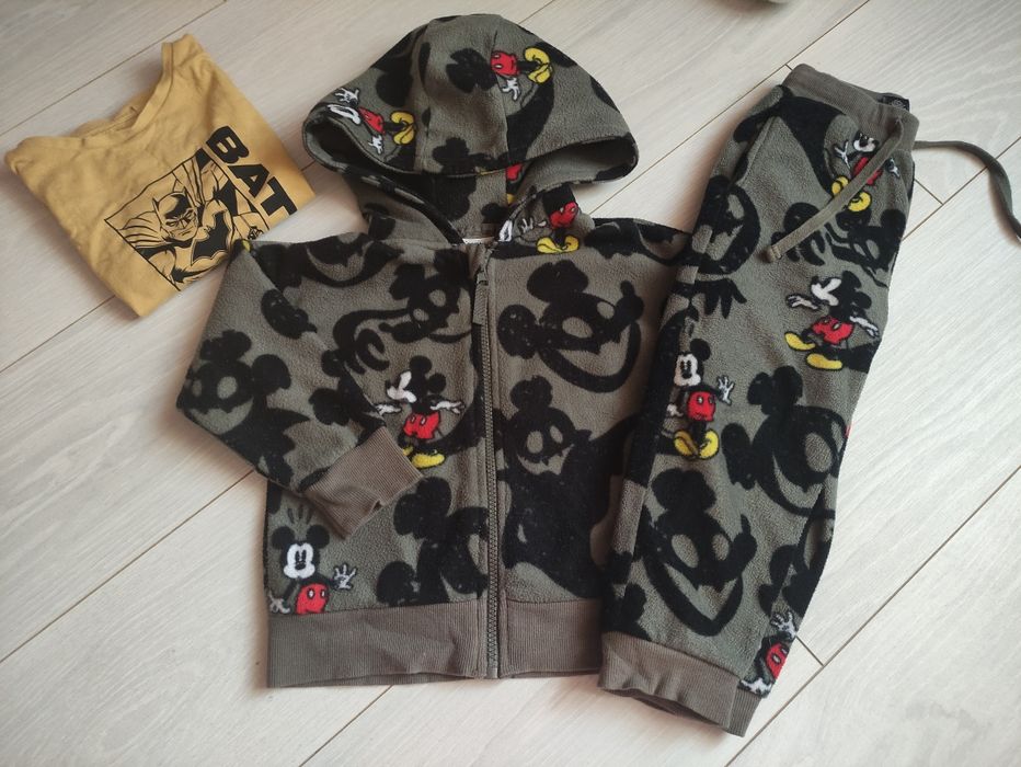 Костюм хлопчика або дівчинки на 104