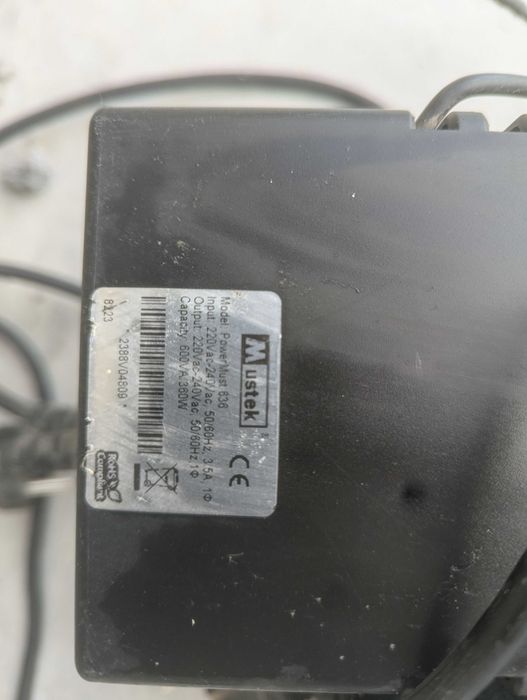 Інвертер. Пристрій безперебійного живлення Vinga LCD 600VA та  mustek powermust 636 БЕЗ АКБ. UPS