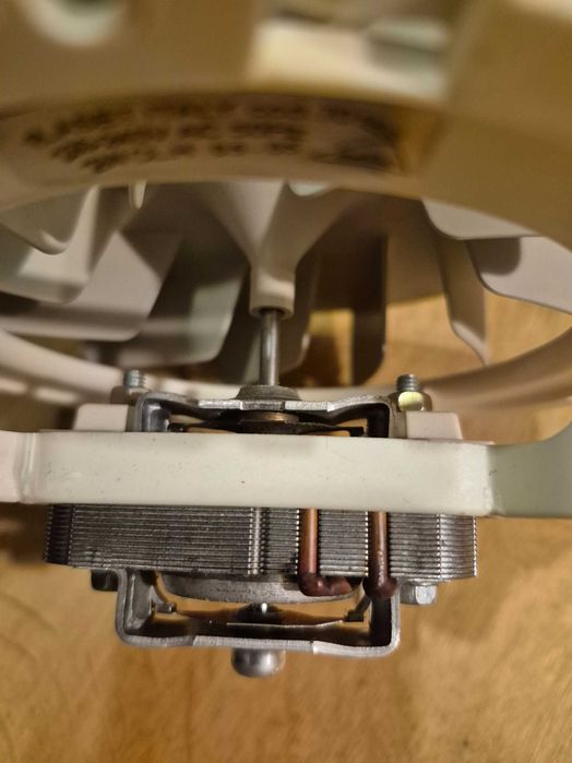 Whirpool - Wentylator chłodzenia obudowy piekarnika AKZ