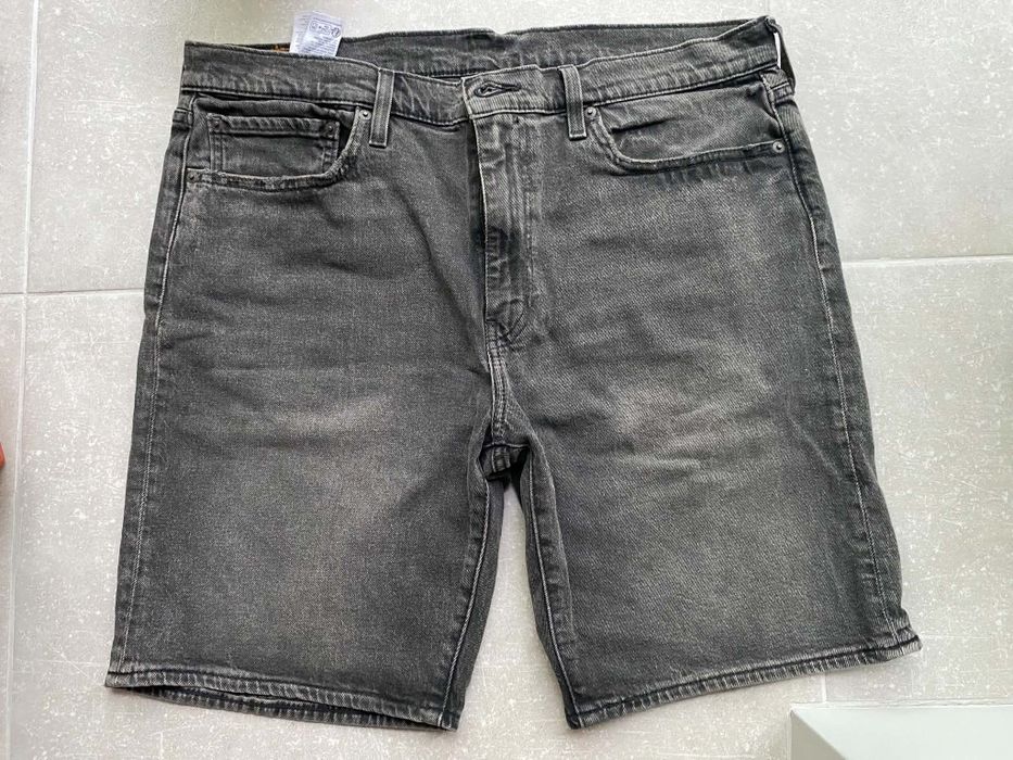 Чоловічі джинсові шорти Levi's сірі 405 w 36