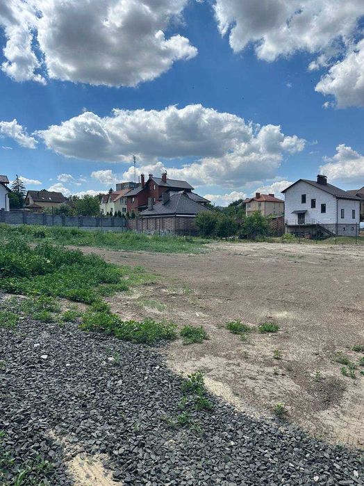 ділянка під забудову в чудовій локації