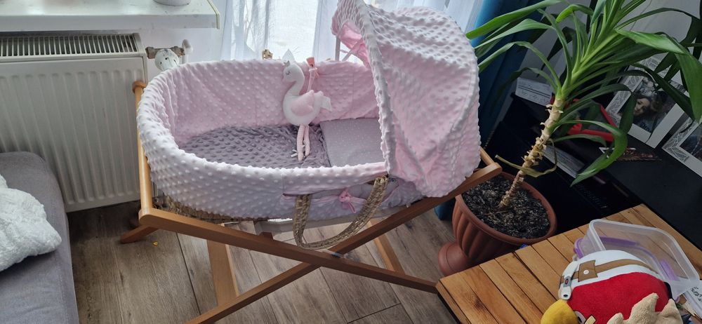 Kosz mojżesza John Levis