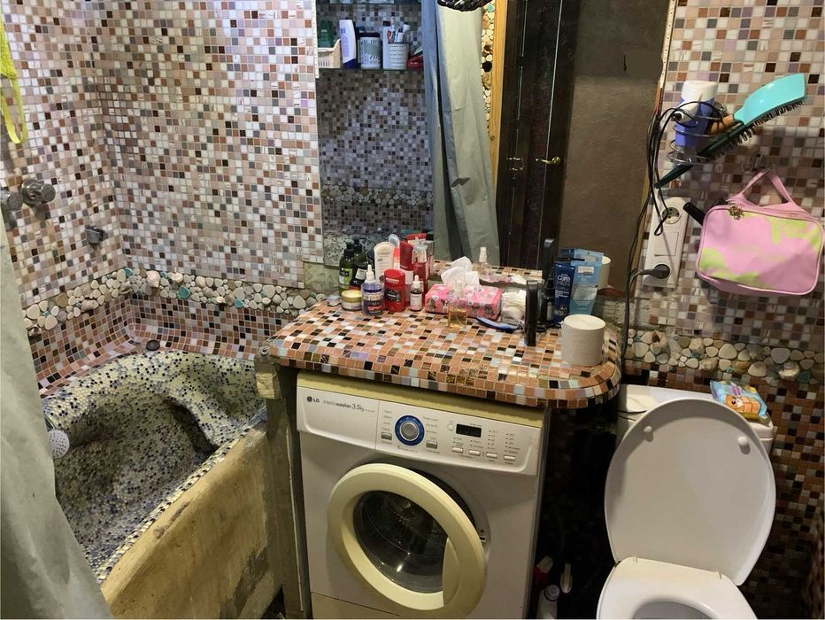 Продаж 2 кмн квартири, вул. Кияшка (213-178-270)