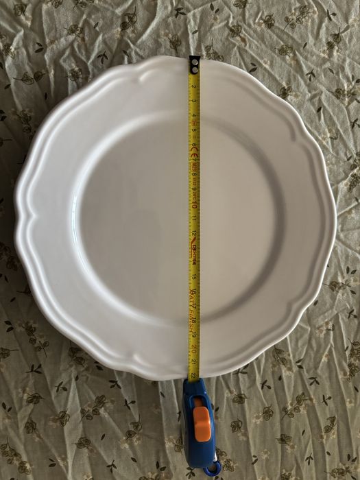 Pratos de ceramica Ikea