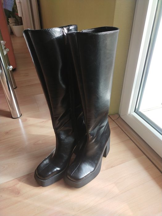 Kozaczki damskie - Marka "Bershka"