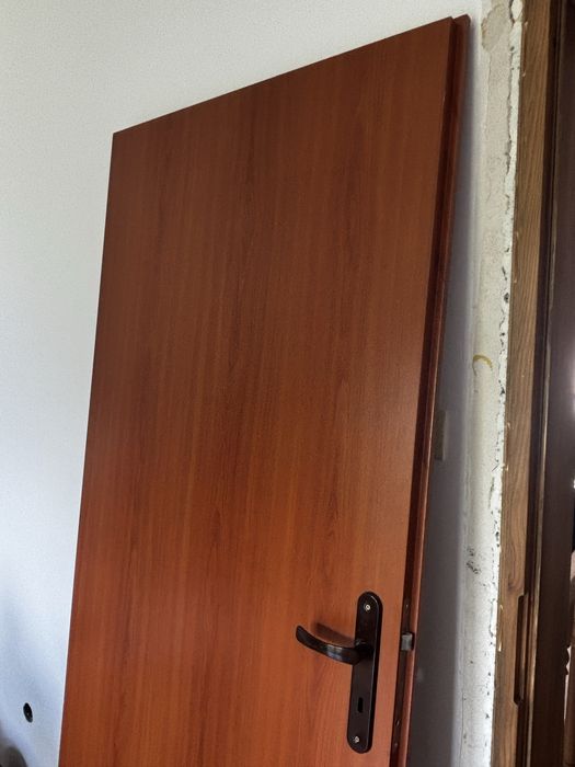 Drzwi wewnętrzne 80 × 200 cm – 6 szt. | 3 prawe + 3 lewe