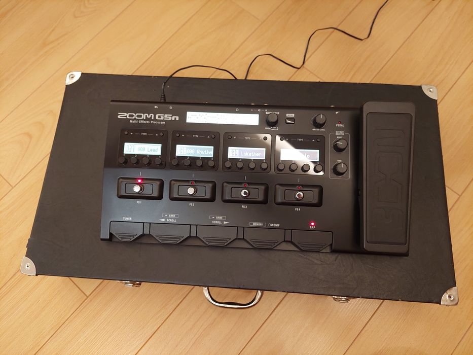 Zoom G5n – Pedaleira Multi Efeitos de Alta Qualidade para Guitarra
