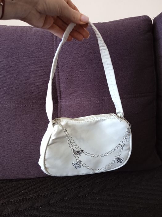 Маленька сумочка для дівчинки