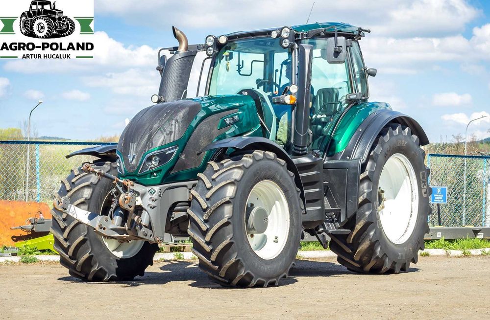 Трактор сільськогосподарський VALTRA T214 - 2016 рік - 4950 м/г