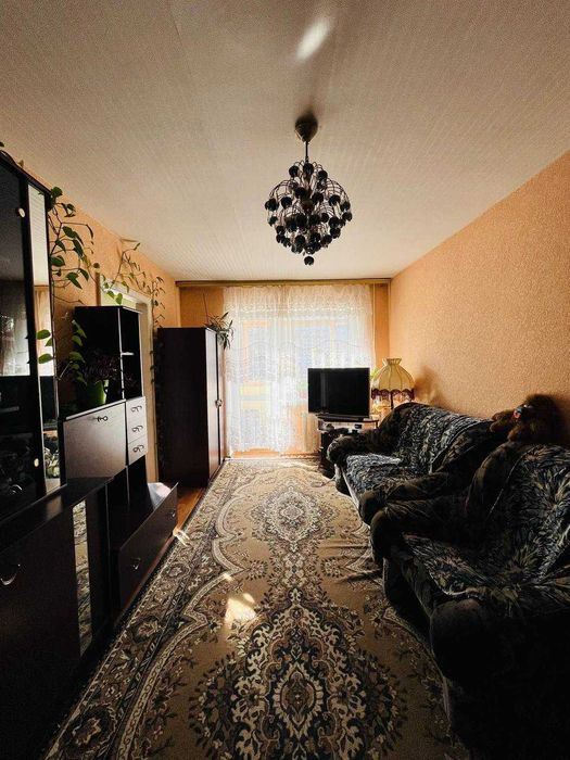 ПРОДАЖ 3 кімн. квартири, 2/5, проспект Відродження (Аношкіна)