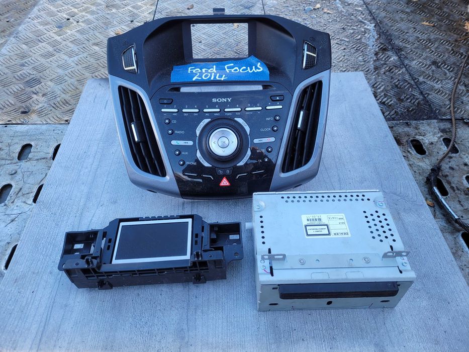 radio panel wyświetlacz oryginalne ford focus MK3 sony