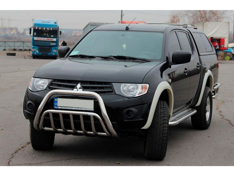 Mitsubishi L200 2006-2015 рр. Кенгурятник (нерж.)