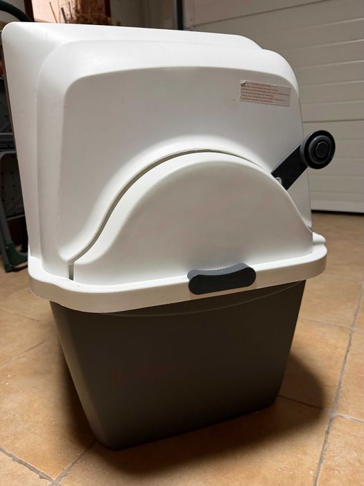 caixa Catit Smartsift Semi automatica.