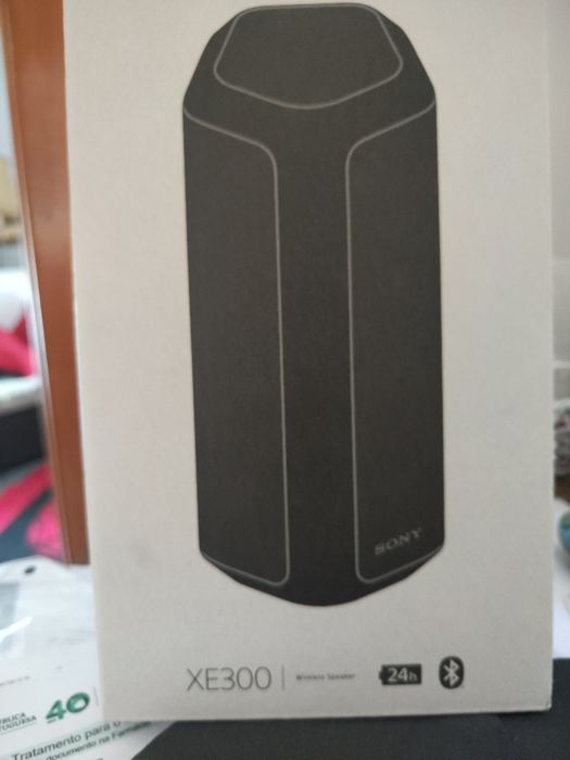 Coluna bluetooth Sony xe 300 nova excelente