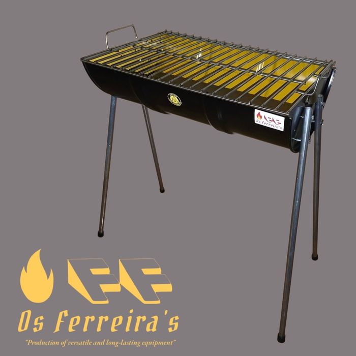 Churrasqueira com grelha em inox incluída