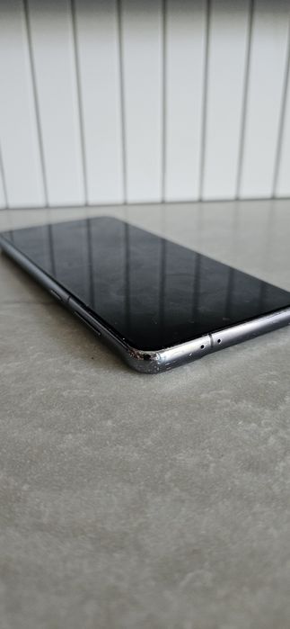 Samsung Galaxy S21 5G 8GB / 128GB