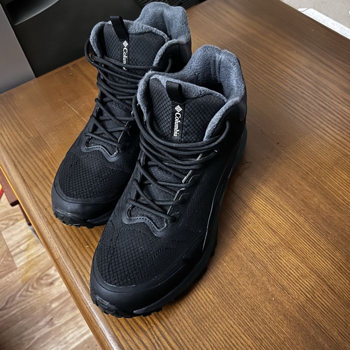 Продам зимове взуття