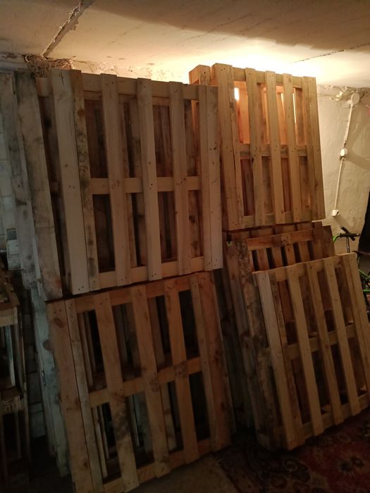Продам піддони 80 см*120 см