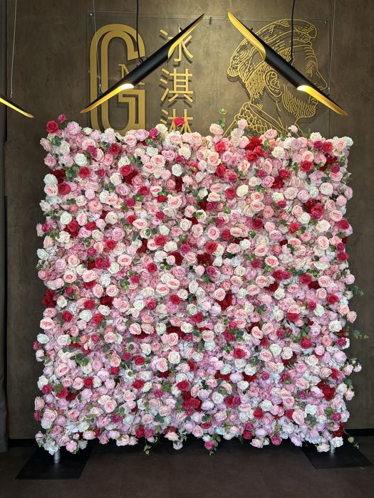 Стильна фотозона преміум-якості для ваших найкращих моментів!