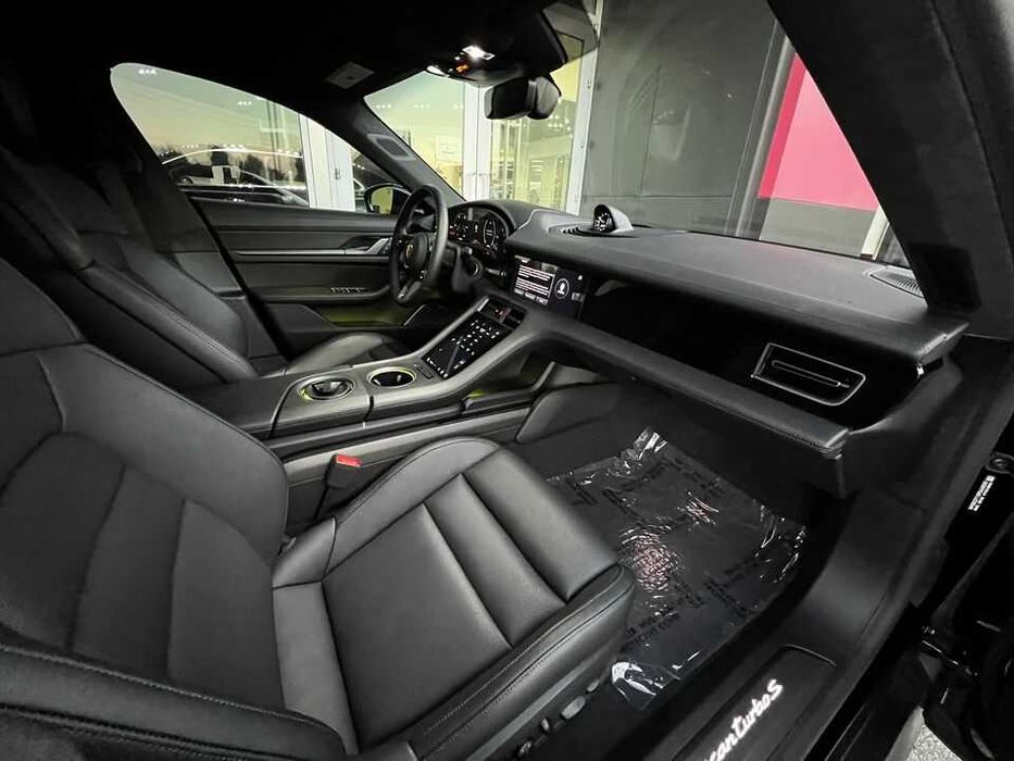 2023 Porsche Taycan Cross Turismo Turbo S