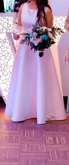 Suknia ślubna klasyczna