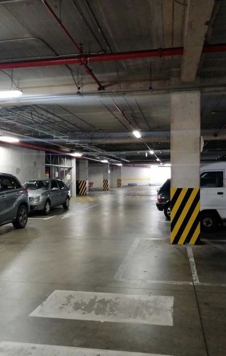 Продаж паркомісця у підземному паркінгу по вул.Січових Стрільців