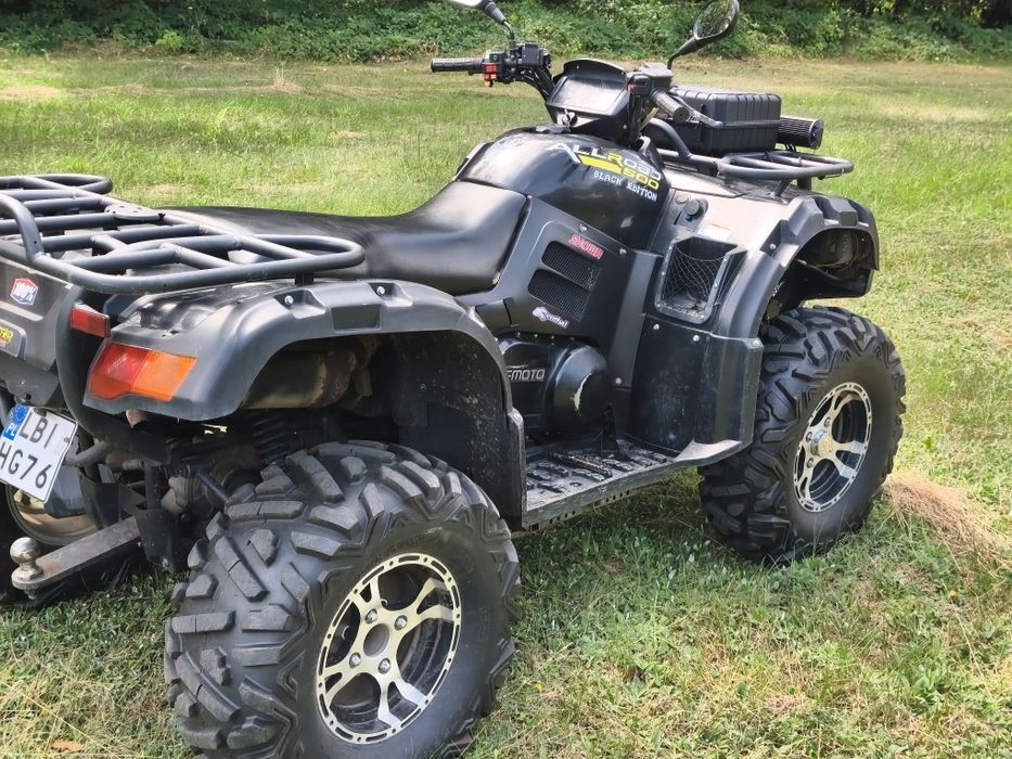 Quad CFMOTO 500 .