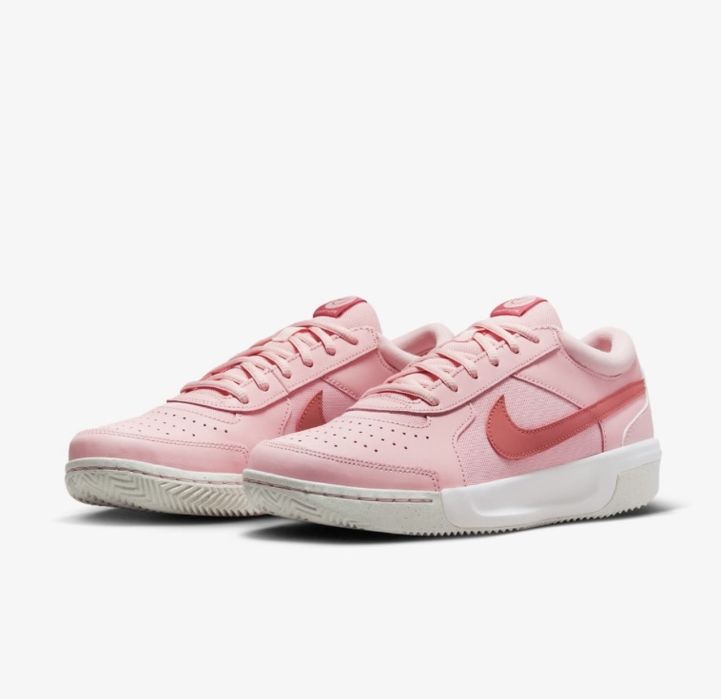 Жіночі кросівки Nike