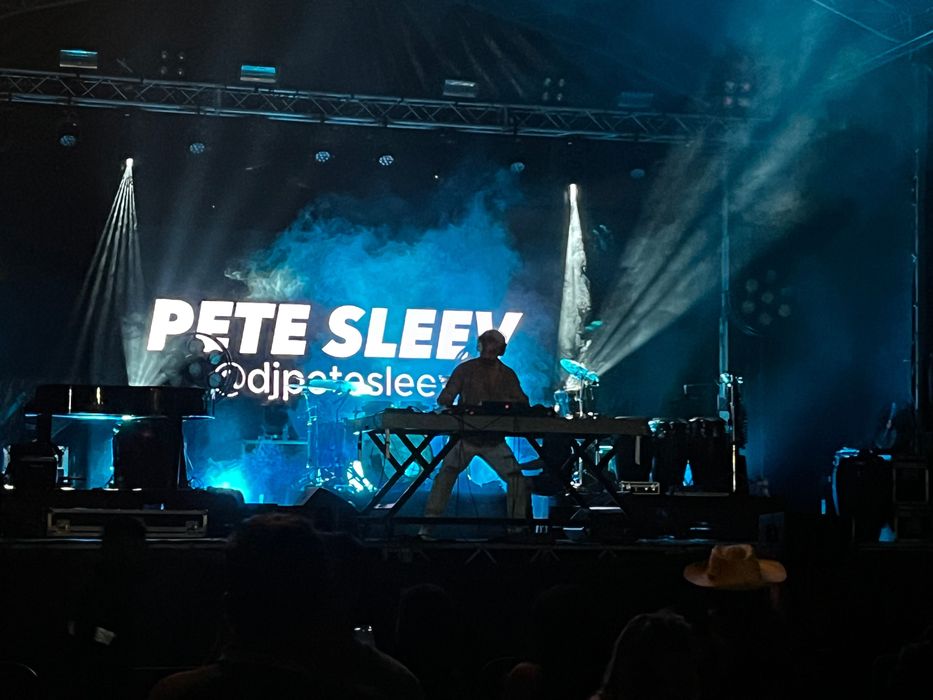 40 metros de ecrã gigante, Oportunidade