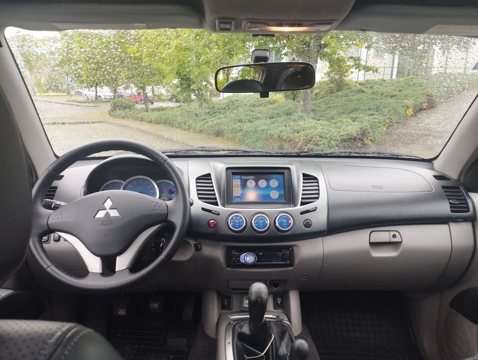 Mitsubishi l 200 4x4 2006