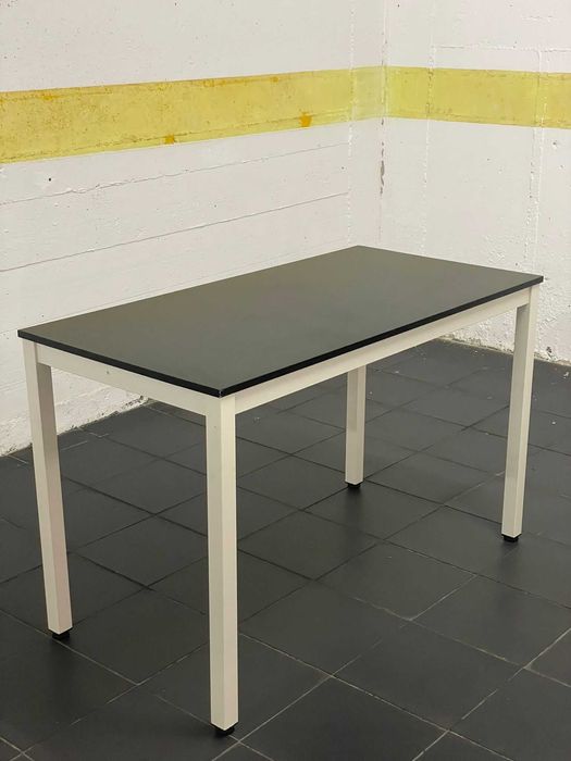 Mesa – 120×60×75 cm