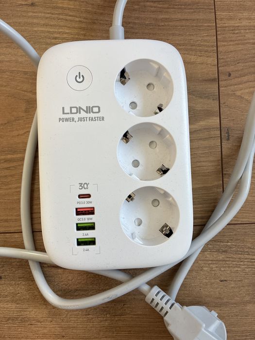 Listwa zasilająca smart wifi Tuya