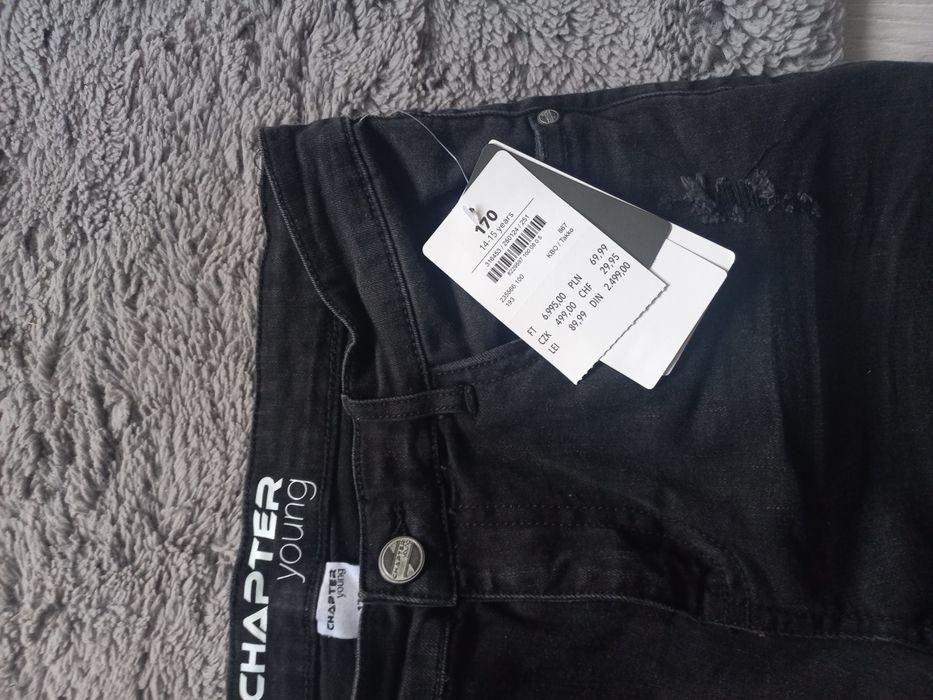 Nowe spodnie chłopięce 164/170