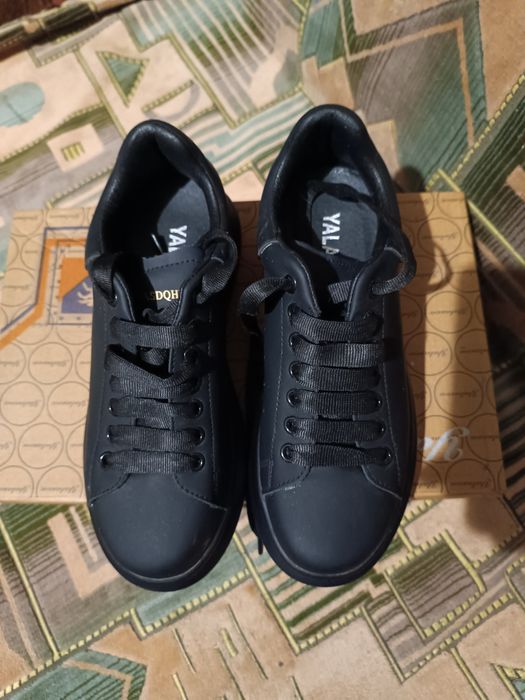 Кеди жіночі 37 розмір