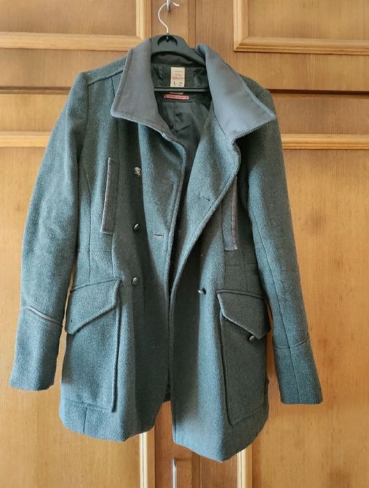 Casaco Bershka comprimento médio