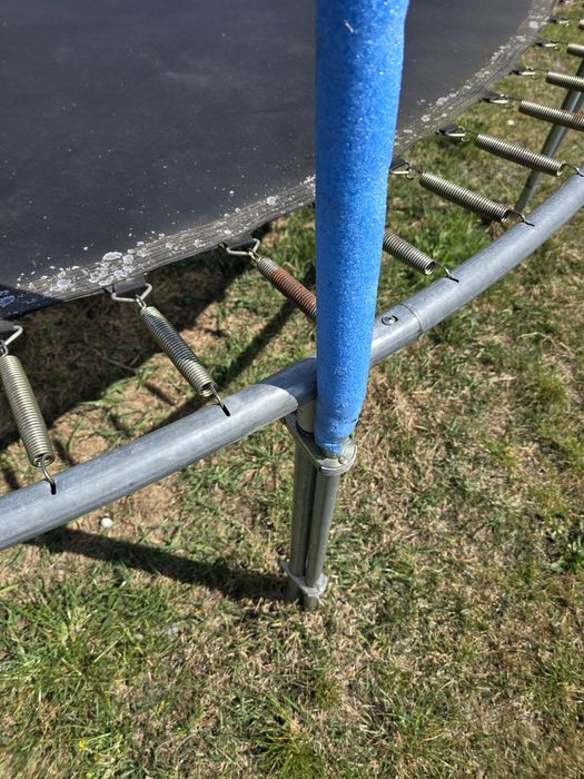 Trampolina 421 cm duża 3-osobowa + gratis śruby