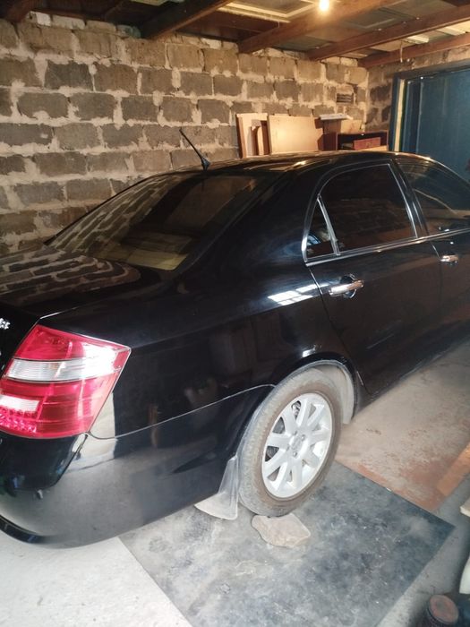 Продам автомобіль Geely maple c82 2012