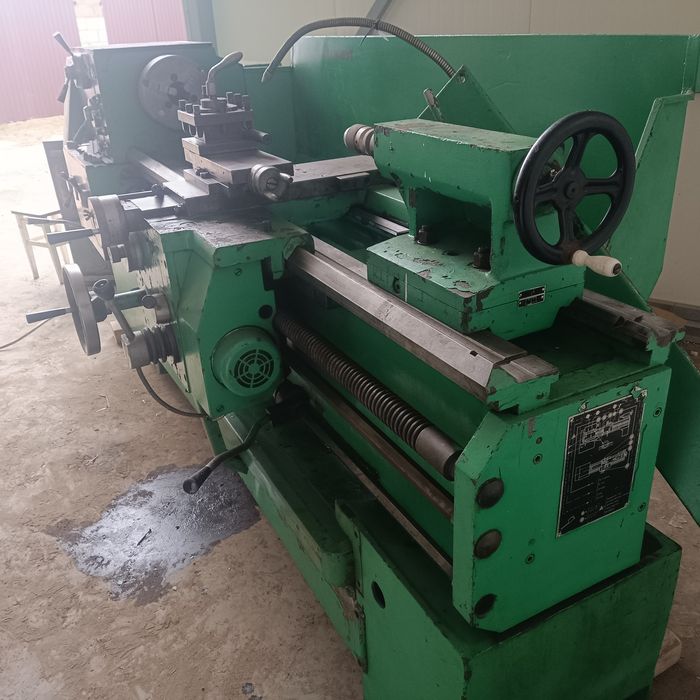 Tokarka uniwersalna cu 400x1500 bułgarka