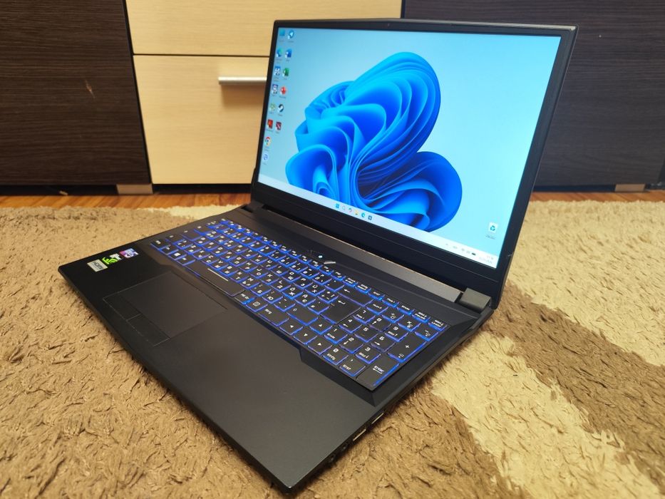 Clevo N860EP 15.6 144гц  i7-8750h/GTX 1060 6gb/16озу/256nvme+1tb hdd