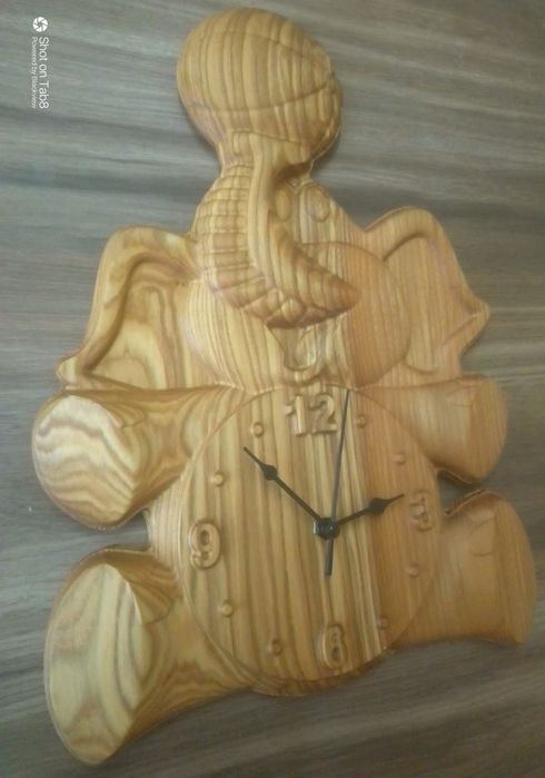 дитячий годинник з дерева, розмір 30 на 40 см,