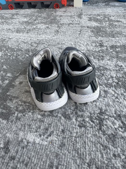 Кросівки Nike huаrаchе 23 р