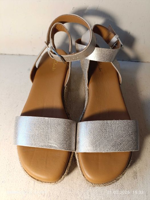 sandały skórzane Clarks