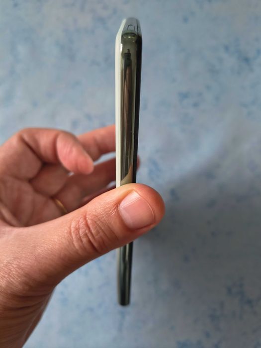 Vendo telemóvel Samsung Galaxy A52S com 8G e 256M