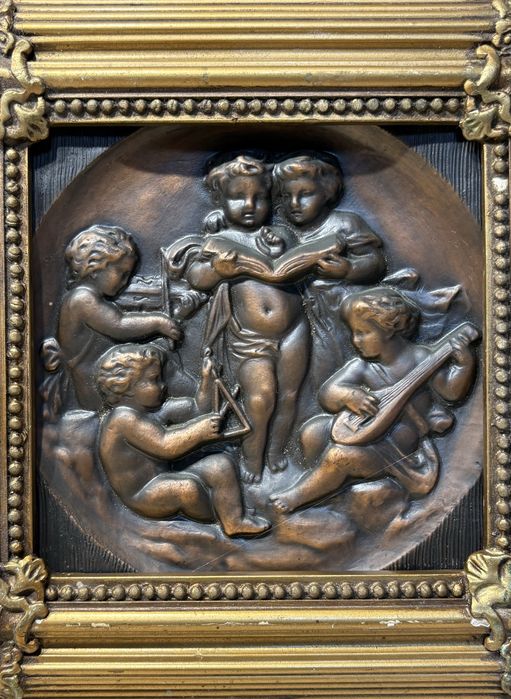 Banda musical putti - antigo relevo em cobre emoldurado do Sec. XIX