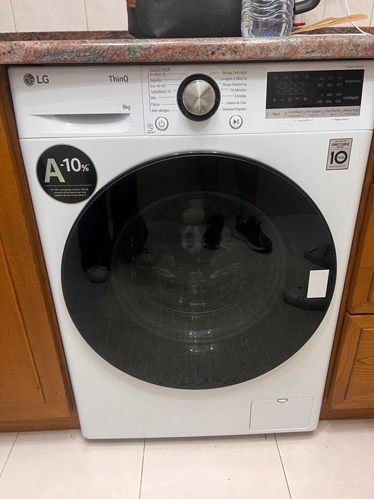 Máquina de lavar roupa LG 9kg