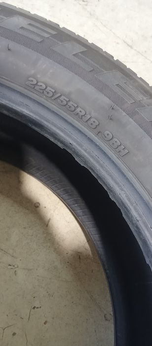 Pneus 225/55/18 Bridgestone