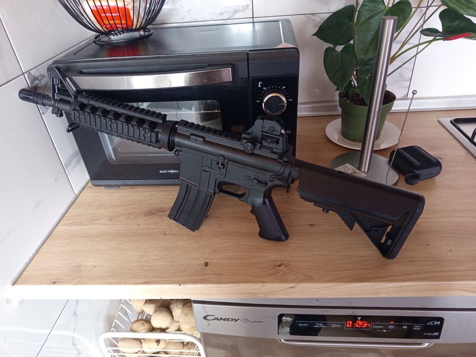 Pistola de airsoft de jogo