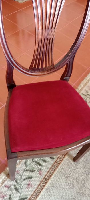 Mesa de sala de jantar - Pé de galo