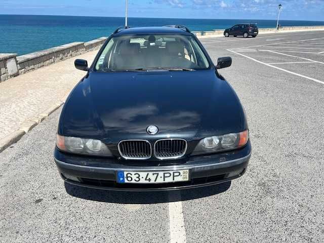 Carrinha BMW 530D de 2000 em bom estado